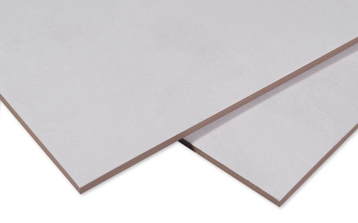 Pared Omnia Plata